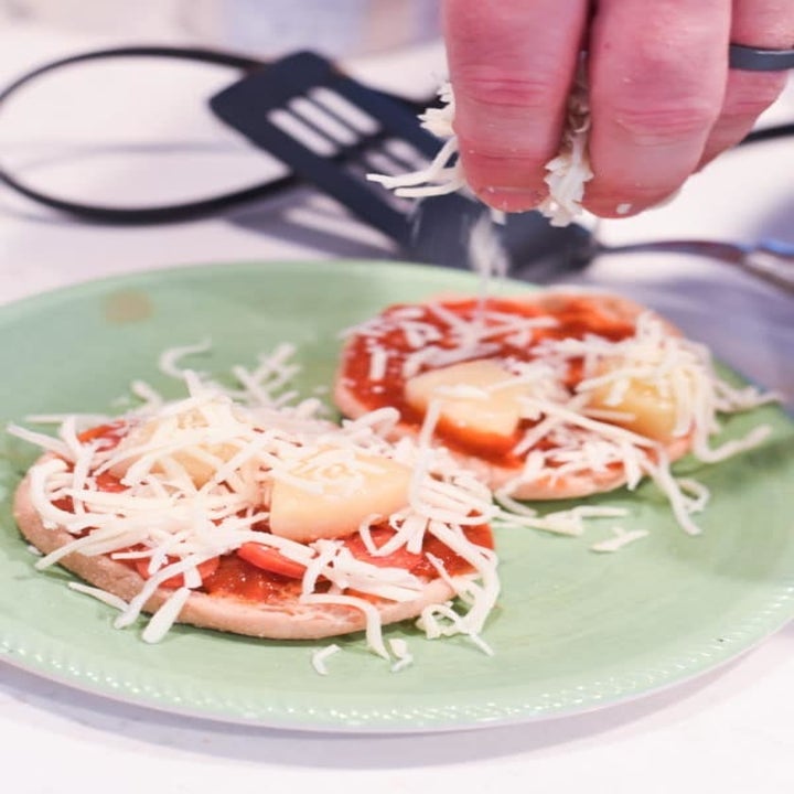 English muffin pizza